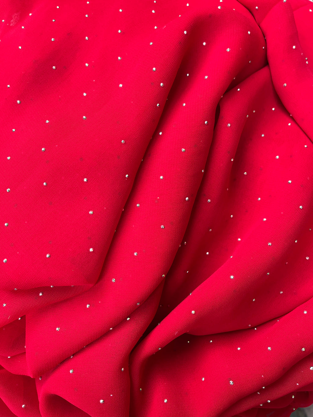 Elegant Georgette Saree with Stone Work & Unstitched Blouse Piece